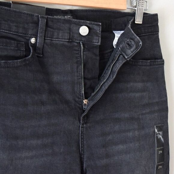 SOLD NOT AVAILABLE!! BANANA REPUBLIC High-Rise Bootcut Jean, Black, Size 18 - Picture 8 of 10